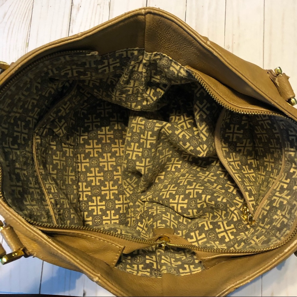 Tory Burch Purse - Picture 16 of 16